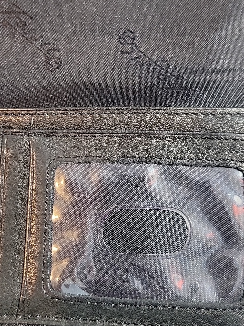 Fossil Black Pebbled Leather Foldover Wallet with, Checkbook, And Card Holder - Picture 7 of 8